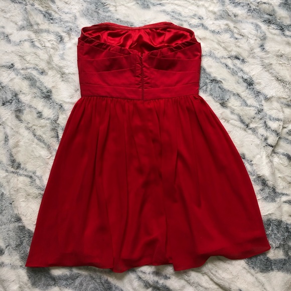 Red dress - Picture 2 of 5